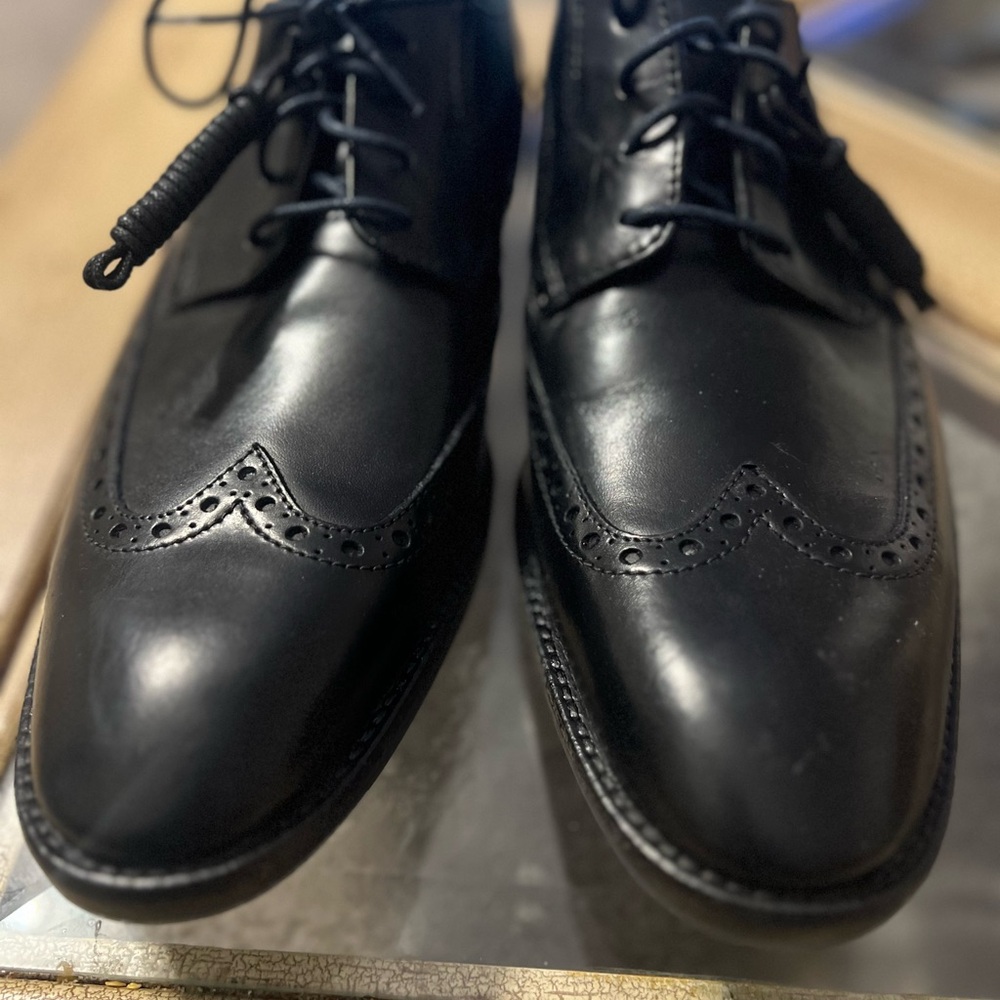 NWOB Clarks Wingtip Full Brogue Black Leather Oxford Men Shoes 11.5M